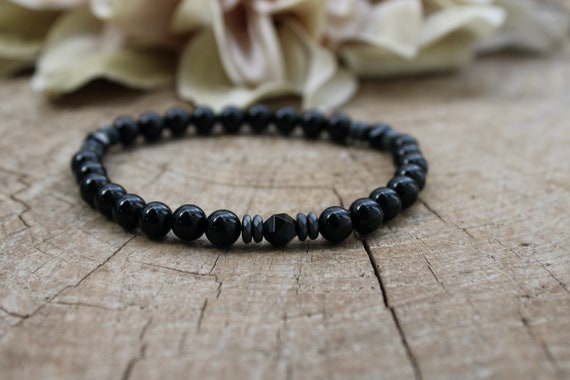 Black onyx bracelet for men. Beaded black onyx bracelet.  Protection , grounding. Gemstone bracelet.