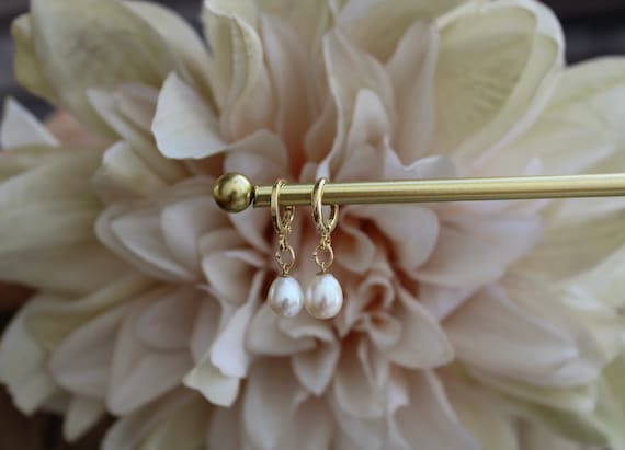 Pearl teardrop  hoop earrings. Gold filled pearl hoop earrings. Bridal earrings.  Pearl huggie hoop earrings .  Lever back pearl earrings.