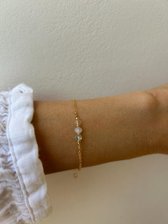 Fertility support bracelet. Rose quartz, moonstone and aquamarine bracelet. Mom to be bracelet. Gold, silver,rose gold chain
