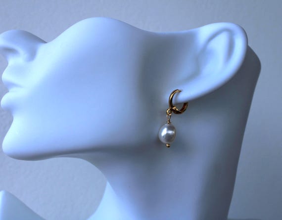 Pearl hoop earrings Lever back pearl earrings. Gold filled pearl earrings.  Baroque pearl earrings. Bridal earrings.