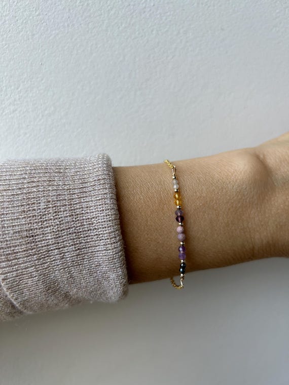 Menopause support bracelet. Hematite, amethyst, lepidolite, fluorite, citrine, moonstone. Gold, silver, rose gold chain.