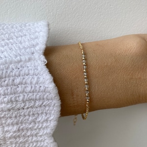 Aquamarine bracelet. Gold filled aquamarine bracelet. Minimalist bracelet. March birthstone bracelet. Gold filled, sterling silver.