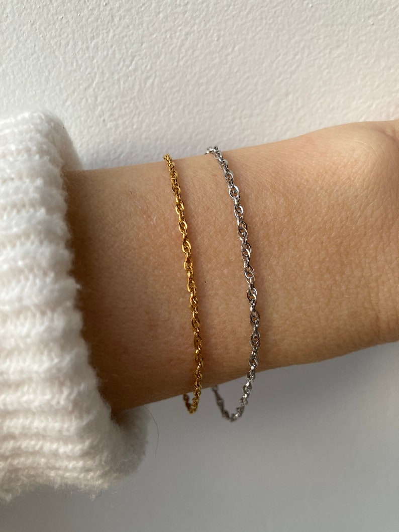 Minimalist bracelet. Dainty chain bracelet. Gold/silver chain bracelet. Thin chain bracelet. Skinny bracelet. Layering bracelet. image 10