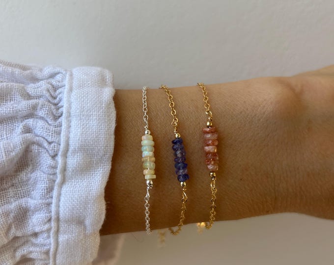 Dainty gemstone bar bracelet. Birthstone bracelet. Natural stone bracelet. Gold, silver, rose gold chain.