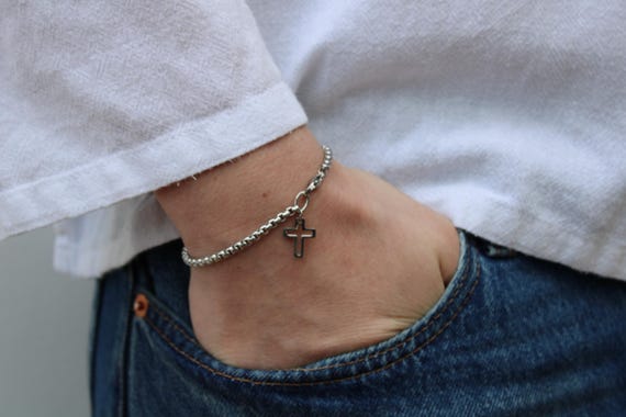 Simple cross chain bracelet for men. Cross bracelet for men. Stainless steel box chain bracelet with cross. Religious bracelet.