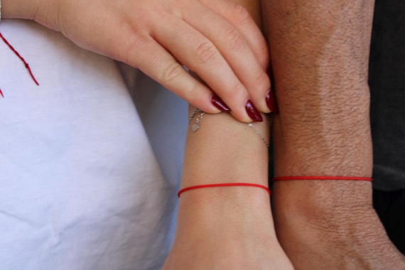 Couples red string bracelet. Red string of fate bracelet for couple. Unisex red string of fate.