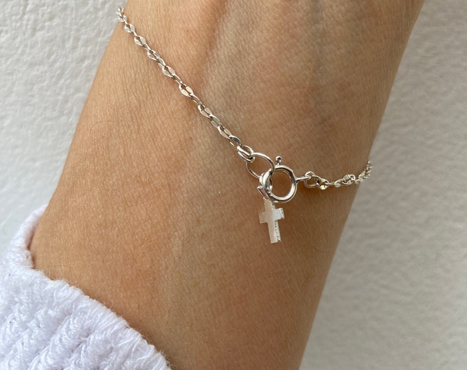 Sterling silver cross bracelet . Religious jewellery.  Tiny cross chain bracelet.  Sterling silver sequin chain bracelet.