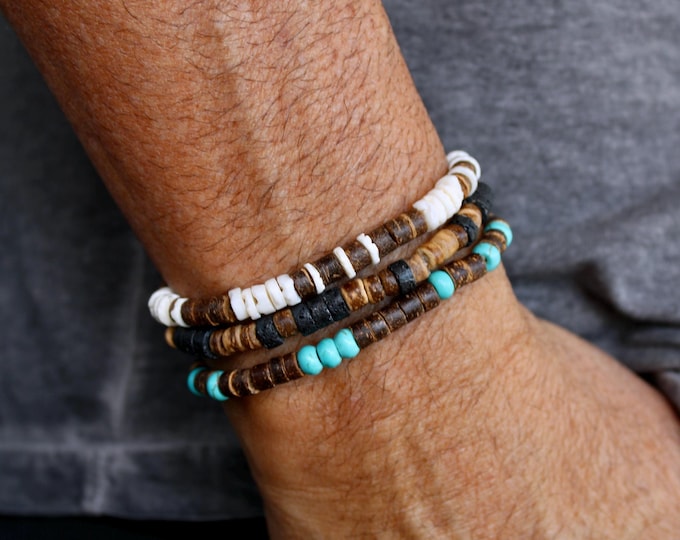 Mens coconut stretch bracelet. Surfer style. Turquoise , puka shell