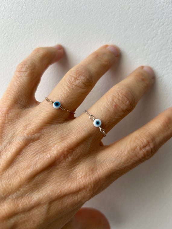 Evil eye ring. Evil eye chain ring. Gold filled/sterling silver evil eye ring. Dainty evil eye ring. Tiny evil eye ring. Protection ring.