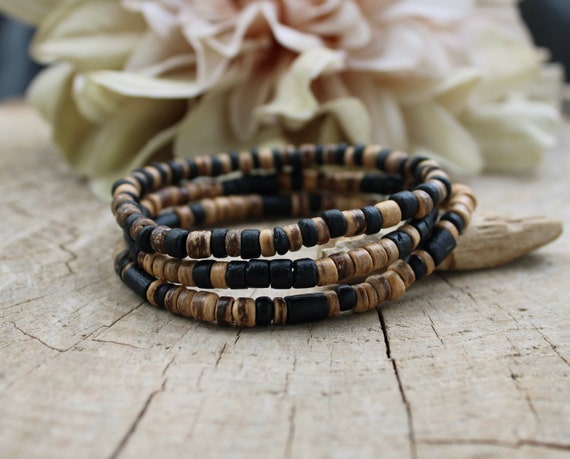 Mens beaded bracelet. Coconut and black beaded bracelet. Stretch bracelet. Wood bead bracelet.