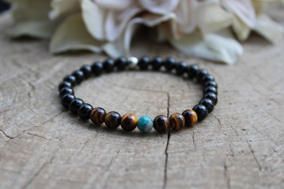 Black onyx, tiger's eye and pyrite bracelet. Mens beaded bracelet. Gemstone bracelet for men. Luck, protection and abundance. 6mm beads.