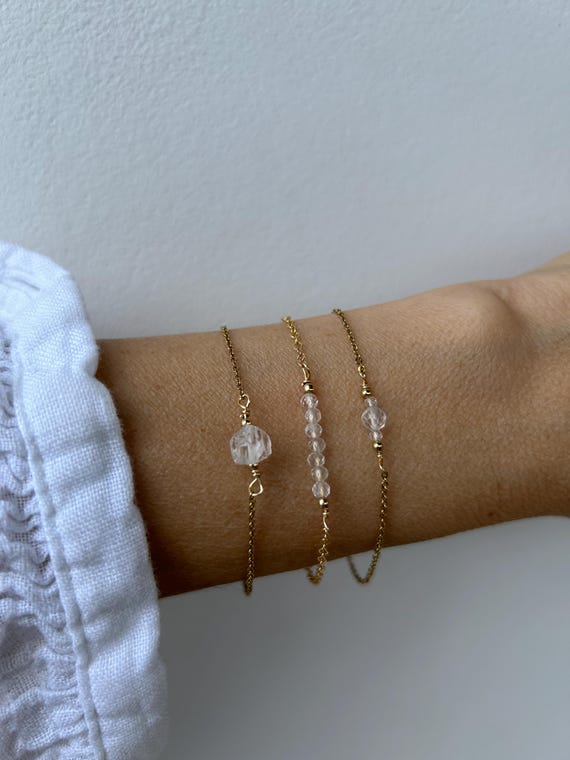 Dainty clear quartz bracelet.  Raw clear quartz nugget. April birthstone. Clear quartz chain bracelet. Gold, silver, rose gold chain