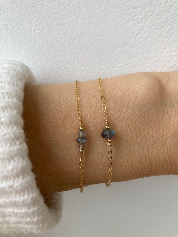 Dainty labradorite bracelet. Blue flash labradorite bracelet. Gemstone chain bracelet. Goldfilled/sterling silver