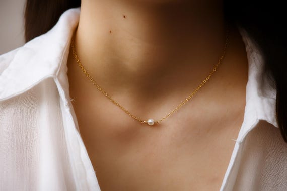 Pearl Choker. Pearl Necklace. 14K Gold Filled, sterling silver. Wedding jewellery.