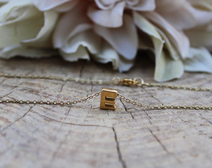 Initial necklace. Gold letter necklace. Custom necklace. Personalised.
