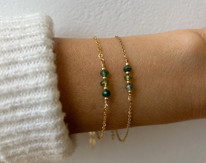 Green tourmaline, peridot and emerald bracelet. Green gemstone bracelet. Balance, vitality, prosperity.  Gold, silver, rose gold chain.