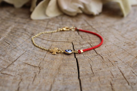 Evil eye and red string bracelet with four leaf clover.  Good luck and protection bracelet. Four leaf clover bracelet. Gold filled