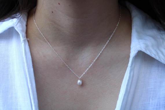 Pearl necklace. 14K Gold Filled/sterling silver.  Single pearl necklace. Bridal necklace. June birthstone.