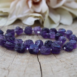 Dainty amethyst bracelet. Raw amethyst nugget bracelet. February birthstone. Amethyst chain bracelet. image 4