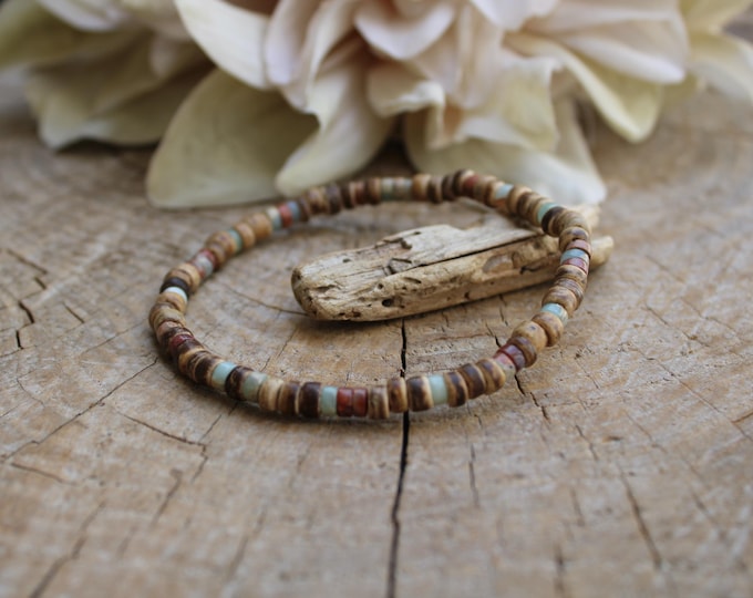 Mens coconut and aqua terra jasper beaded bracelet.  Wood bead stretch bracelet. 4/ 5mm beads.