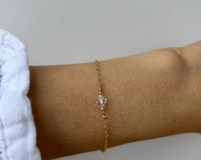 Dainty herkimer diamond bracelet. April birthstone.  Diamond bracelet. Bridal bracelet. Bridesmaid bracelet. Gold, silver, rose gold chain.