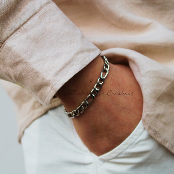 Chunky chain bracelet. Unisex stainless steel Figaro chain bracelet. Mens chain bracelet.