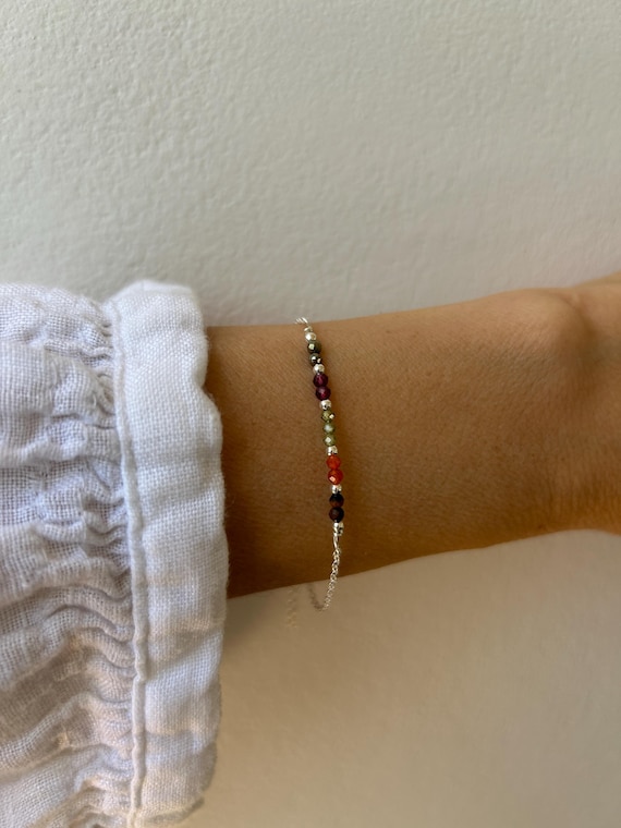 Bracelet for abundance and prosperity. Tiger's eye, carnelian, green jade, garnet and pyrite. Gold filled/sterling silver