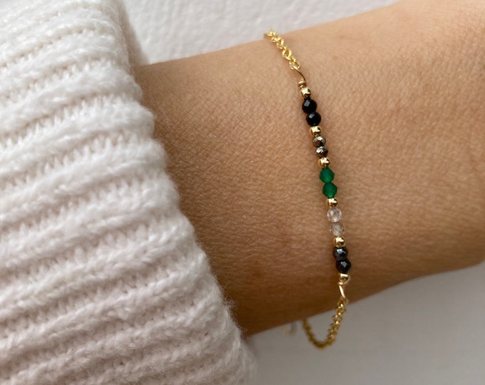 Empath protection bracelet. Block negative energy. . Black tourmaline, clear quartz, Green onyx, pyrite and hematite. Emotional healing.
