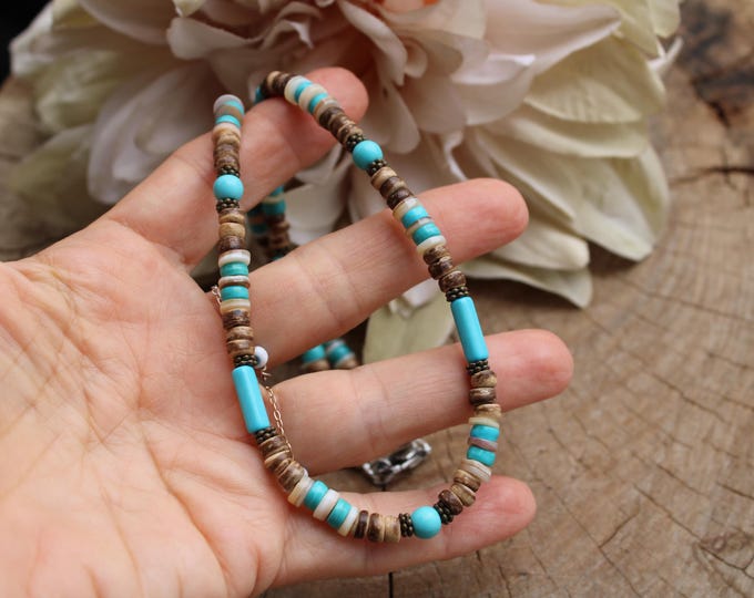 Men's Turquoise Coconut Shell Beaded Necklace – Boho Surfer Style Jewelry