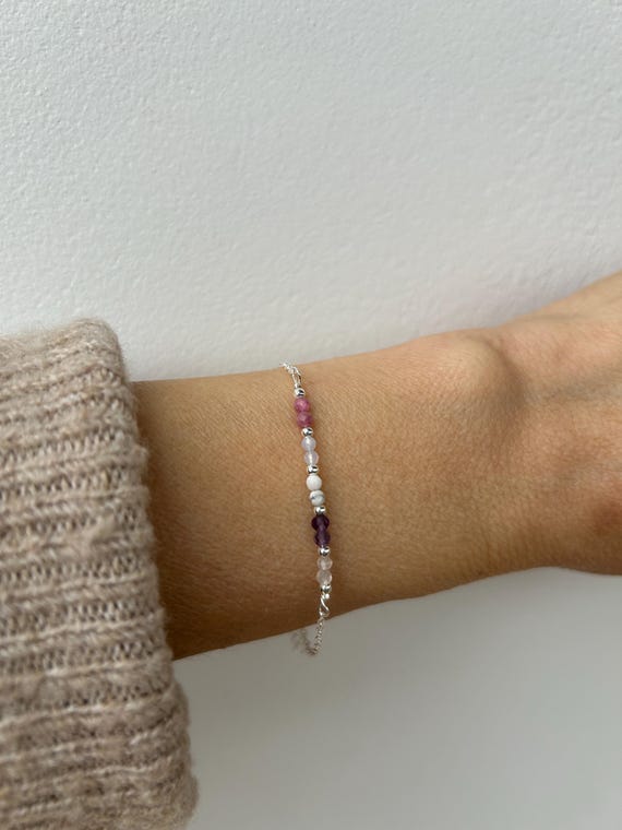Calming crystal bracelet. Rose quartz, amethyst, howlite, blue lace agate, pink tourmaline. Gold, silver, rose gold chain.