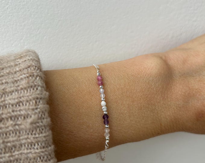 Calming crystal bracelet. Rose quartz, amethyst, howlite, blue lace agate, pink tourmaline. Gold, silver, rose gold chain.
