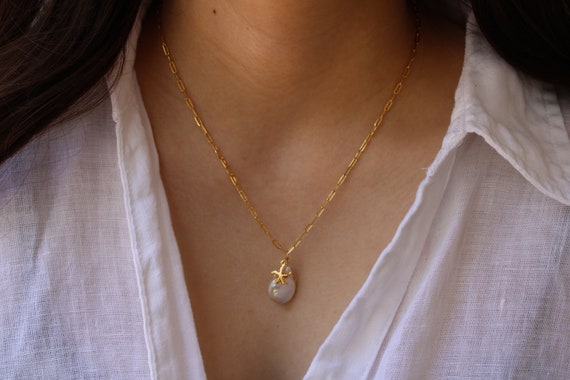 Keshi pearl necklace. Gold filled paper clip necklace with pearl and star fish charm, Charm necklace. Layering necklace.