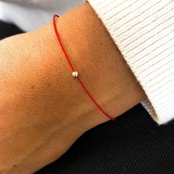 Solidna 14-karatowa złota bransoletka z czerwonego sznurka - minimalistyczna bransoletka z czerwonym sznurkiem - bransoletka z czerwonego sznurka dla ochrony