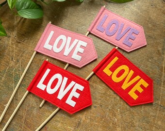 LIEFDE vilt vlag - aangepaste woord vilt speerpunt wimpel - handheld liefdesvlag - plat lag foto prop - schattige Valentijnsdag voor kinderen XOXO Kiss