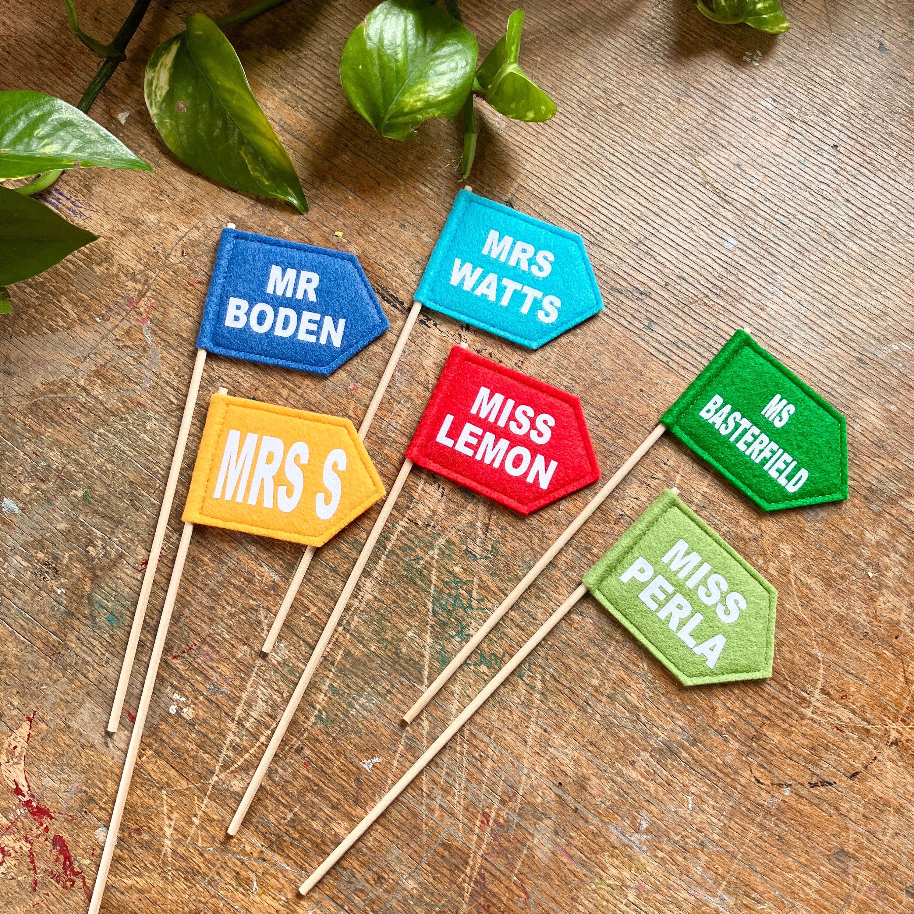 Teacher Gift Personalised Felt Flag Custom Colours - Pen Pot Spearhead Flag TA Present - Colourful Classroom Nursery Decor Primary School