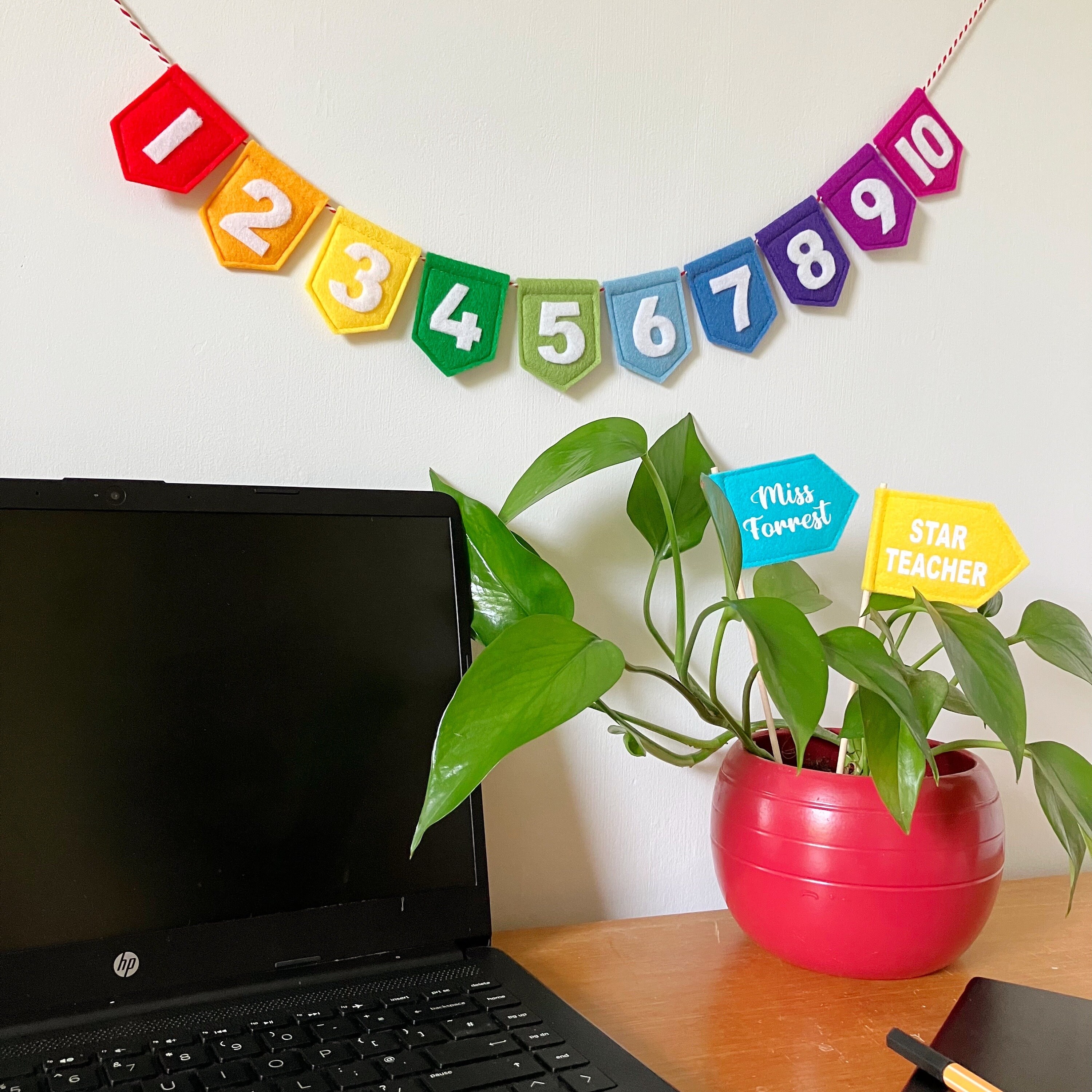 Teacher Gift Personalised Felt Flag Custom Colours - Pen Pot Spearhead Flag TA Present - Colourful Classroom Nursery Decor Primary School
