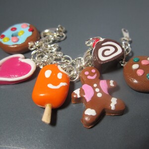 COOKIE, DONUT Charm Bracelet, Polymer Clay, Frosted Pink Heart Cookie, Rainbow Sprinkles, Sweet Gingerbread Boy, Jelly Roll, Creamsicle
