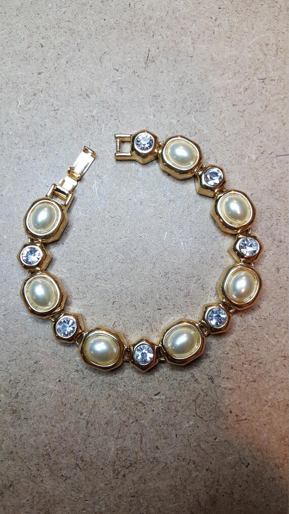 Joan Rivers Faux Pearl & Crystal Bracelet