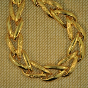 Vintage Gold Tone Designer Link Necklace