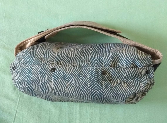 tula carrier bag