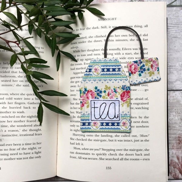 Tea bag bookmark, bookmarks for tea lovers, small gifts for friends, book and tea lovers gift, book club gifts, bookmark for women,