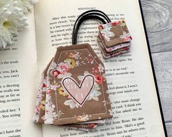 Signet de sachet de thé, signet floral, cadeau de thé et de livre, cadeau pour les lecteurs, signet original, petit cadeau pour elle, cadeaux de rat de bibliothèque