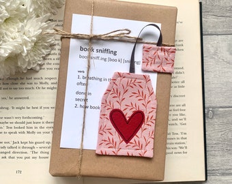 Mystery book gift box, pick your genre, blind date with a book, cosy night in, book and tea box, reading gifts for book lovers, gift hamper