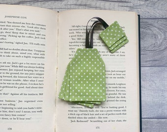 Tea bag bookmark, polka dot bookmark, book and tea lover gifts, birthday gift for him, gifts for readers, bookworm gifts
