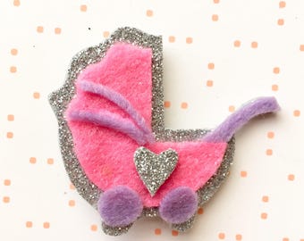 Baby shower gift - felt brooch - baby girl - baby shower brooch - felt brooch - mum to be - mom to be - baby shower