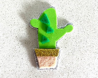 Cactus brooch - felt brooch - plant brooch - cactus jewellery - cactus jewelry - cactus pin - green brooch