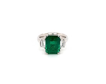 4.60 Total Carat Emerald and Diamond Three Stone Ladies Engagement Ring. GIA Certified.