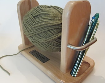 Yarn Holder, Handmade, Yarn Spinner, Yarn Caddy, Yarn Spindle, Yarn Organizer, Knitting and crochet supplies organizer, Yarn rack