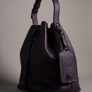 Bucket Bag image 3