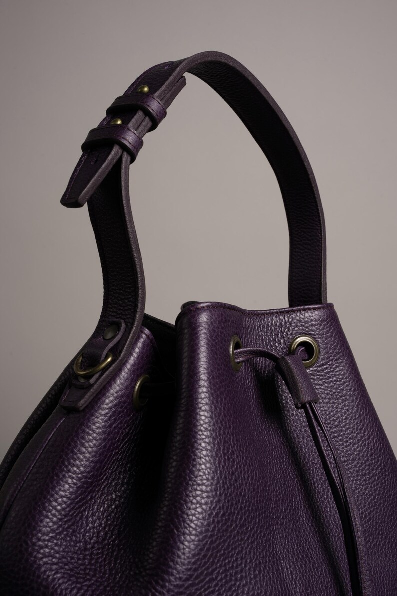 Bucket Bag image 4